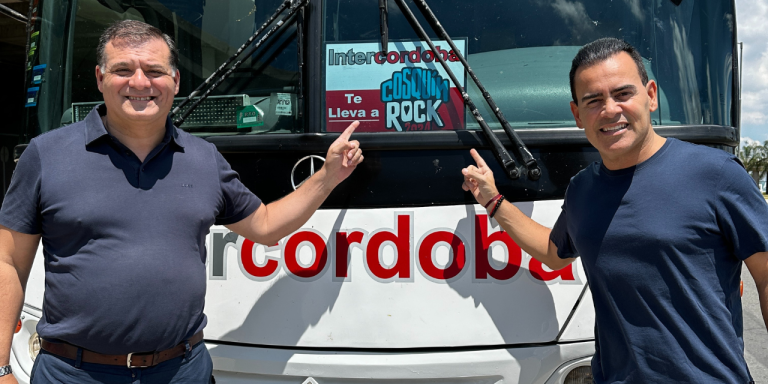 Darío Capitani y Marcelo Rodio presentan servicio de transporte directo al Cosquín Rock para turistas